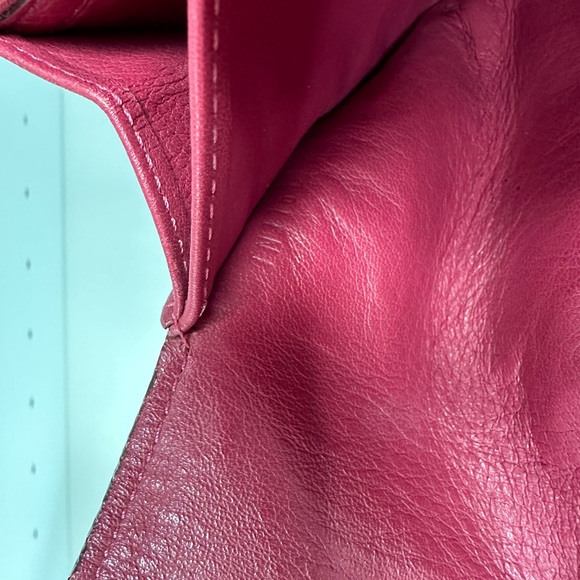 Authentic Louis Vuitton wallet - Picture 9 of 10